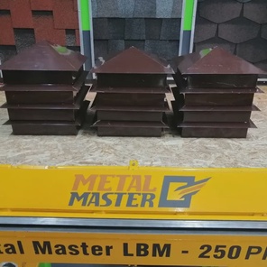 Колпак заборный классический